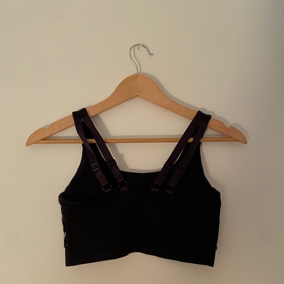 Gymshark Sports Bra - Picture 2 of 2